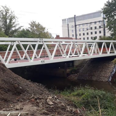 Fietsbrug over kleine Nete ter hoogte van Aveve