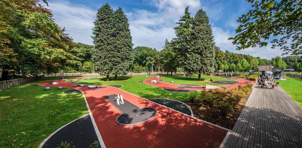 Een zonovergoten Minigolf met leuk terras